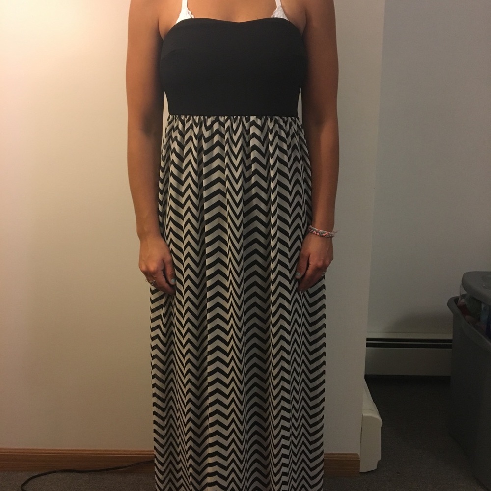 Black and white maxi dress